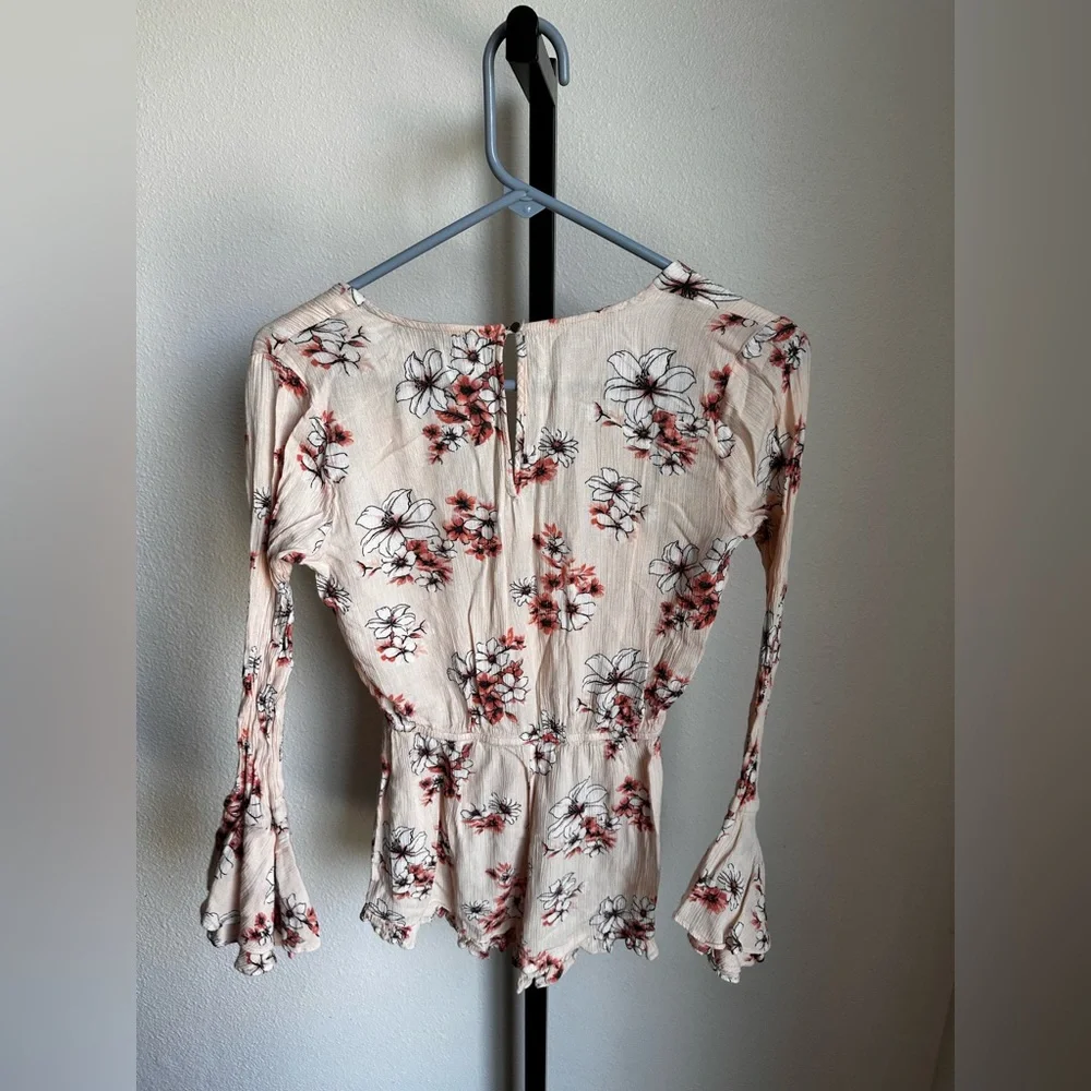 Forever 21 size small romper - Picture 3 of 3